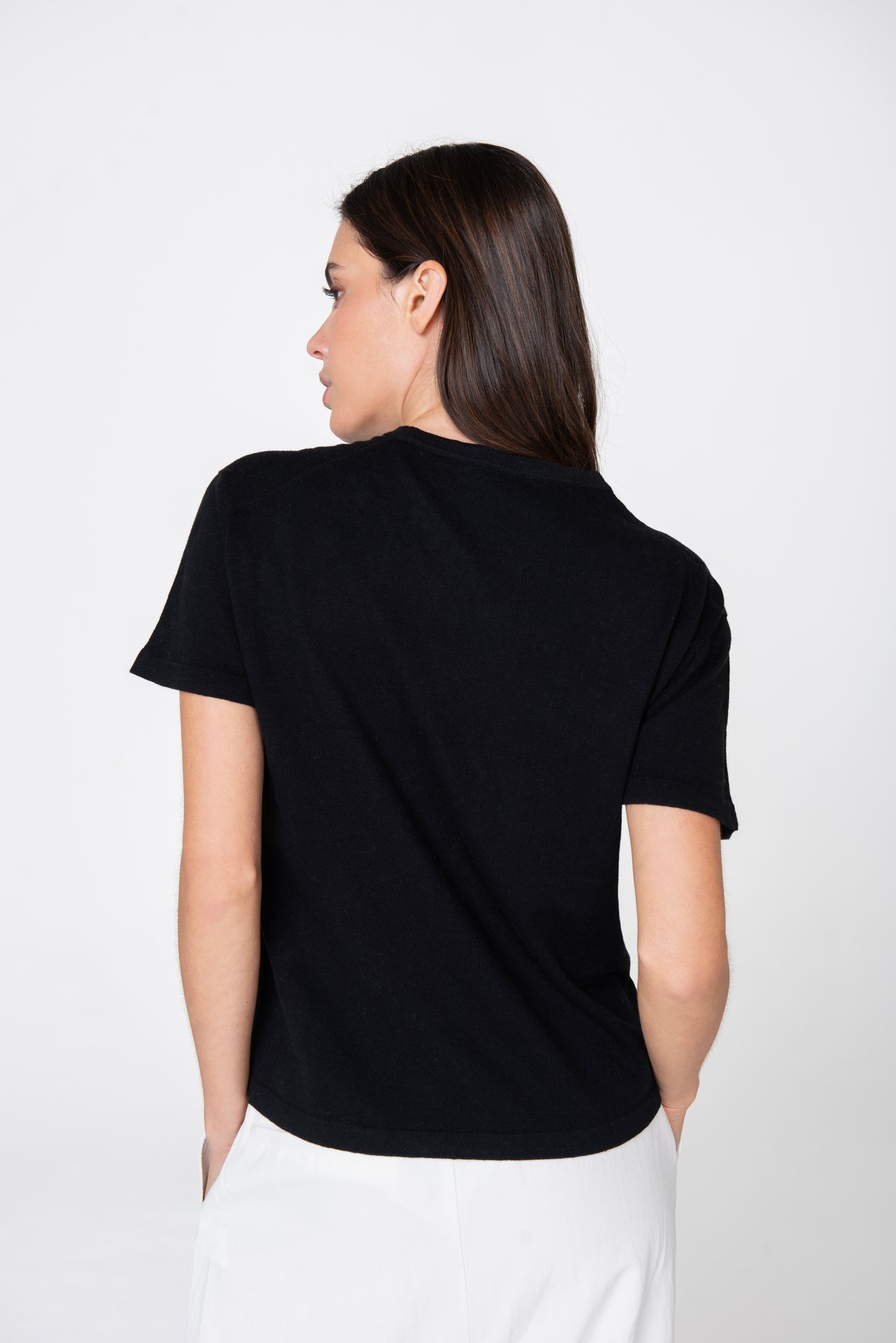 The Linen Tee - Black
