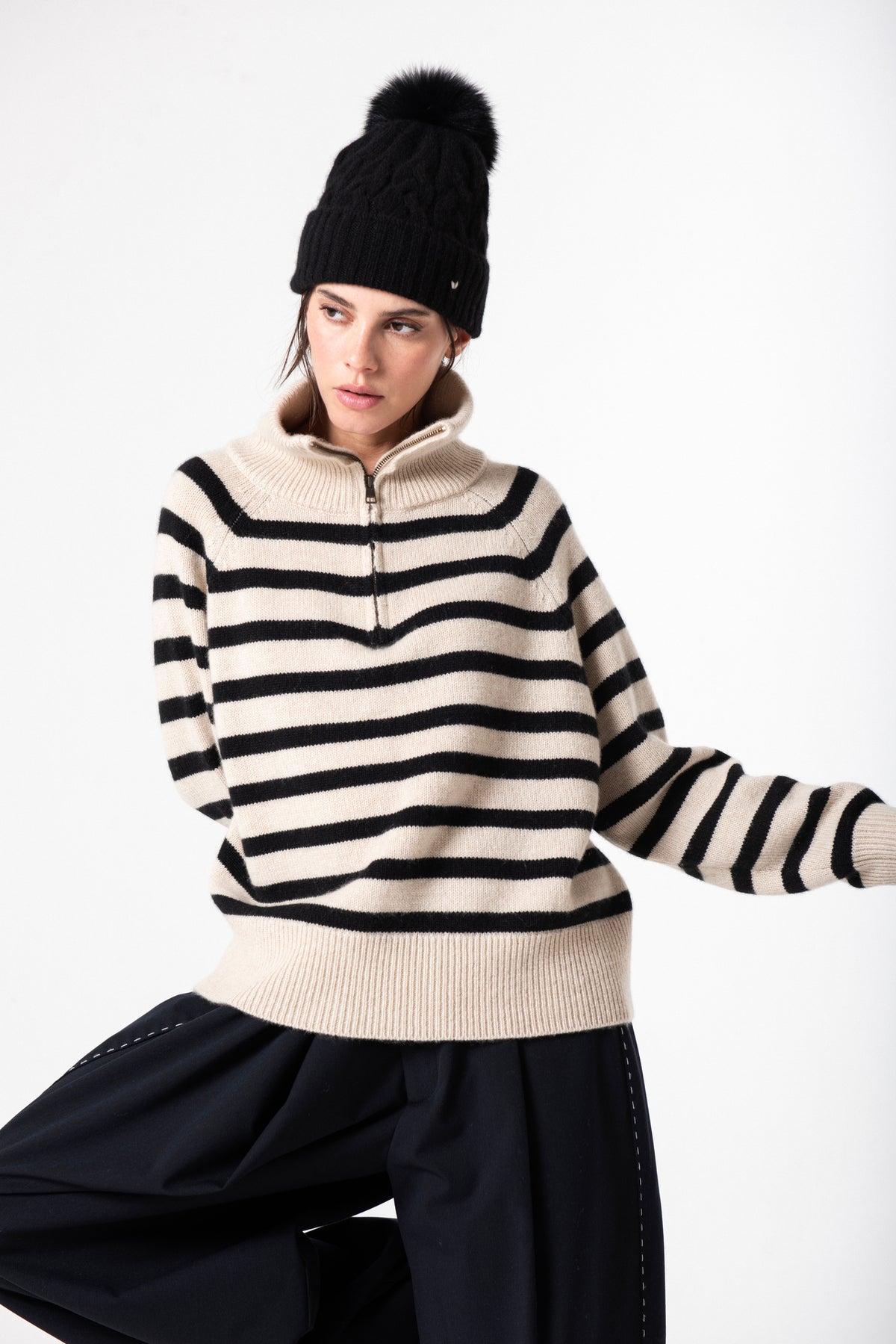 The Braid Beanie - Black