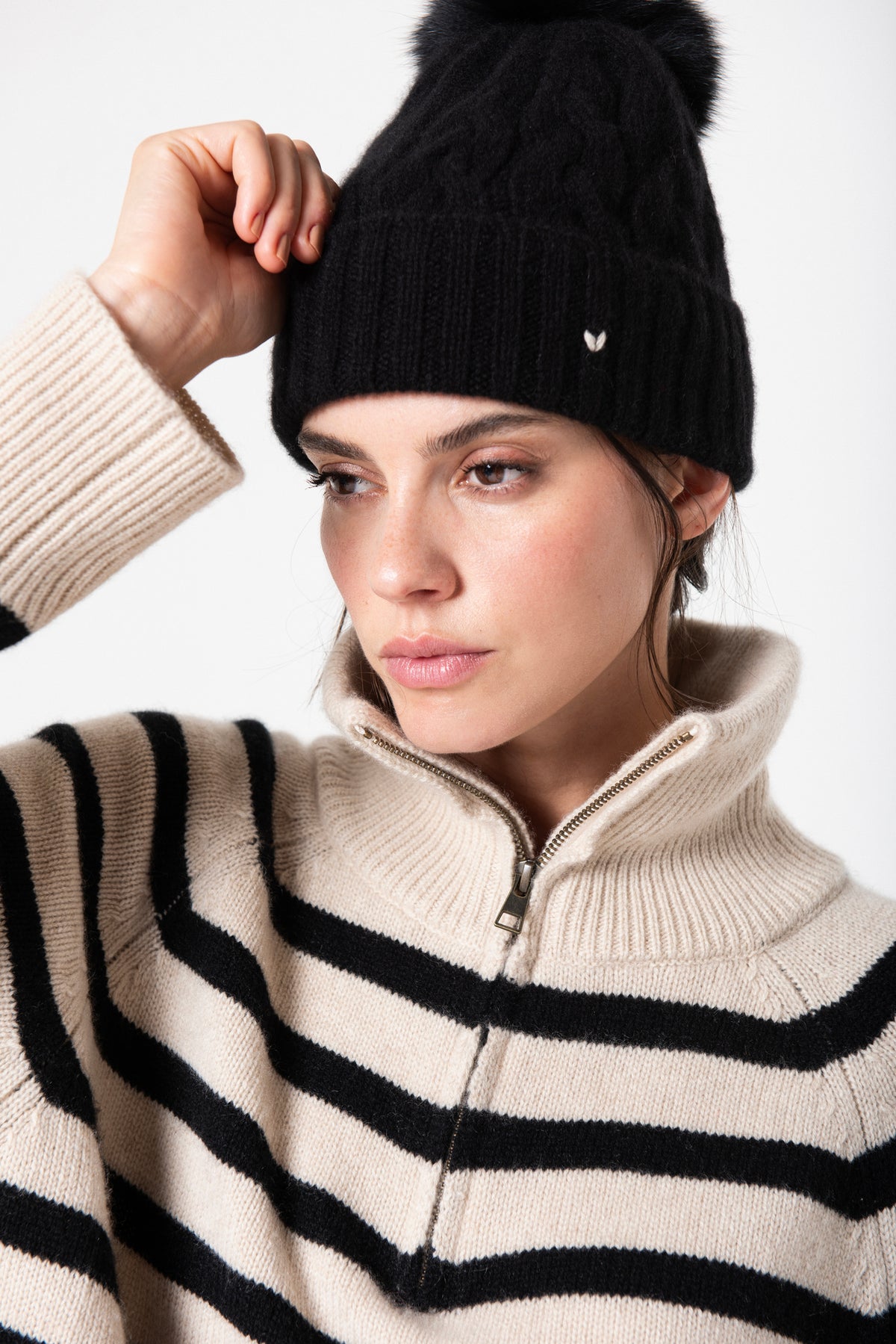 The Braid Beanie - Black