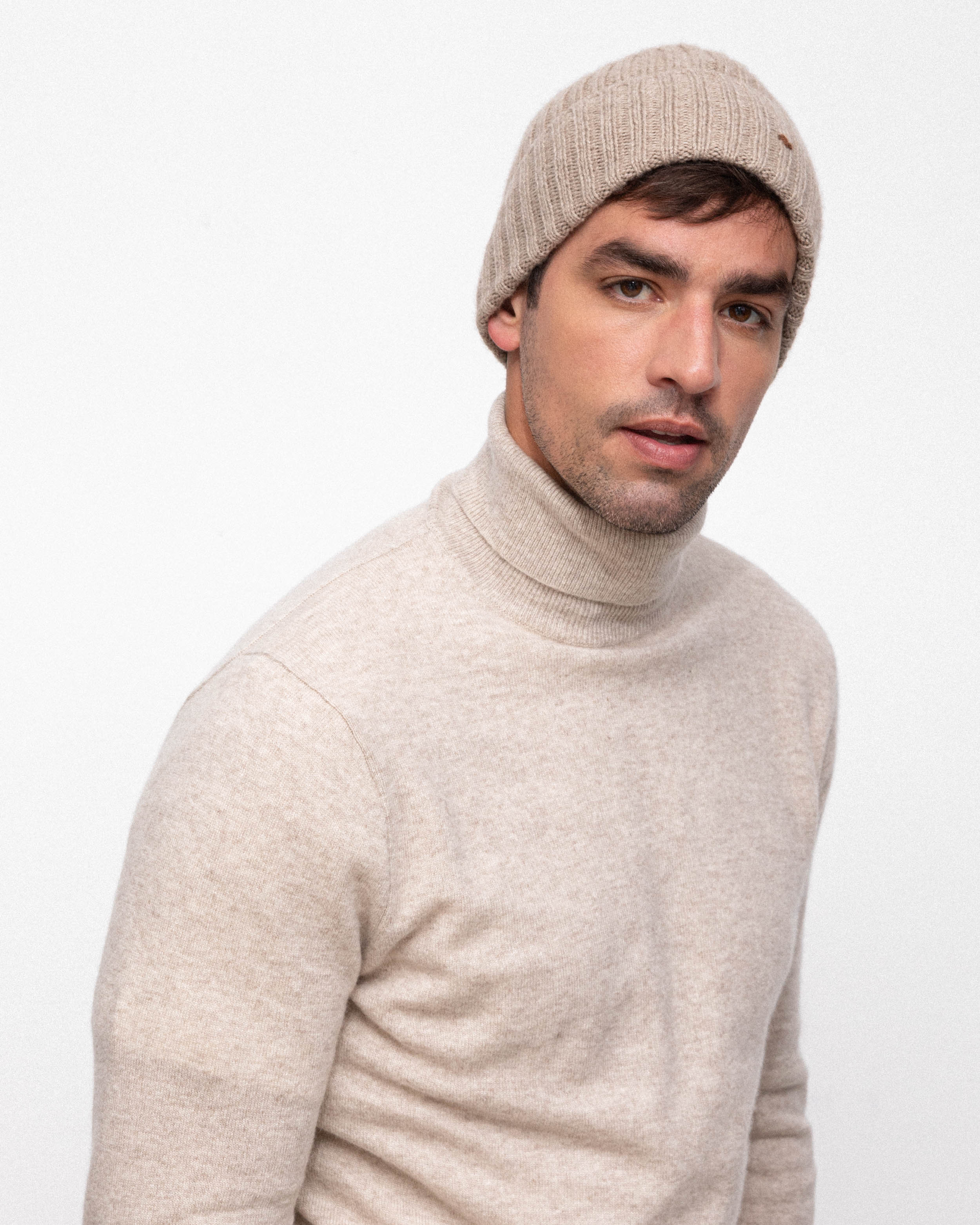 The Rib Beanie – Taupe