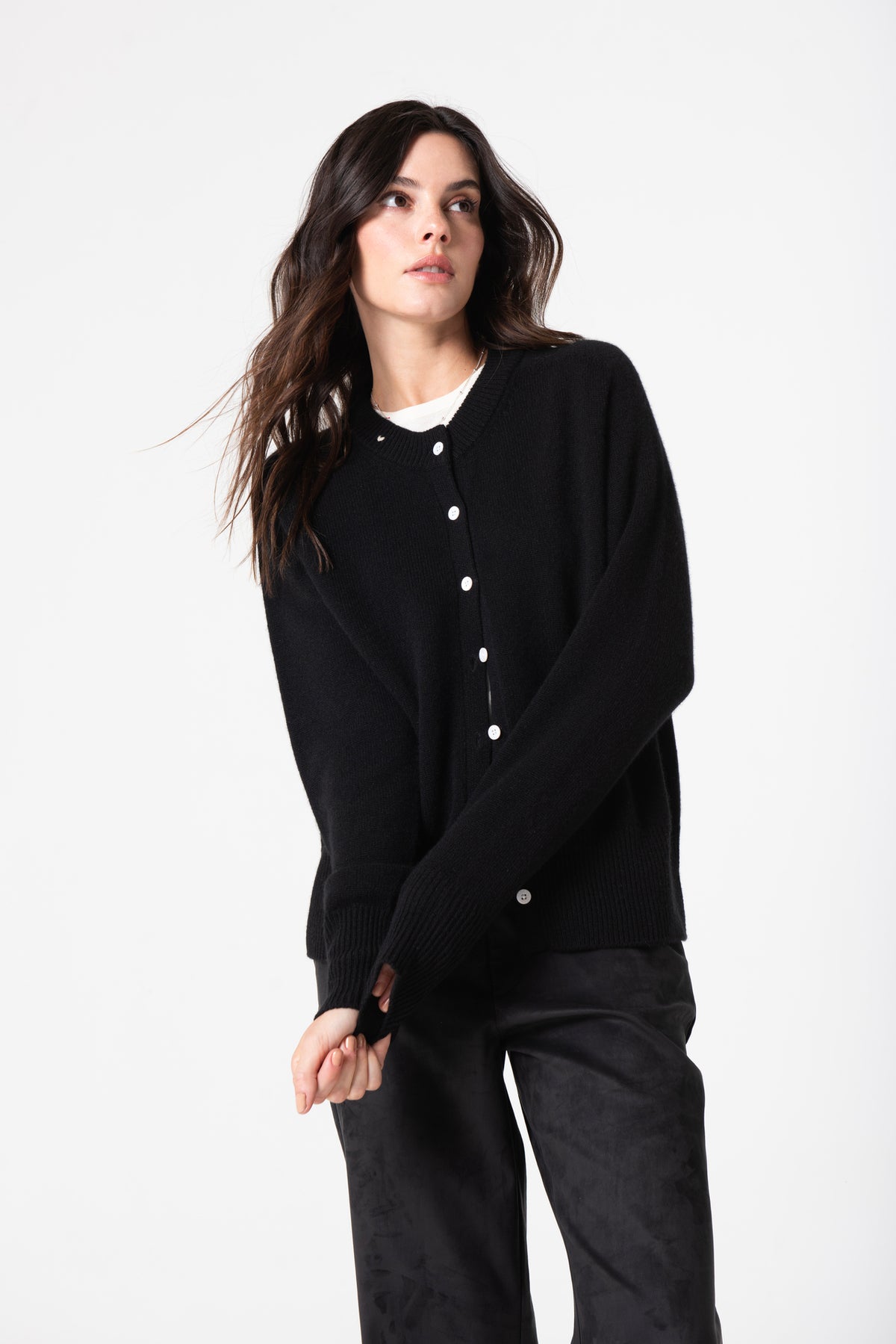 Halle Cardigan in Cashmere - Black