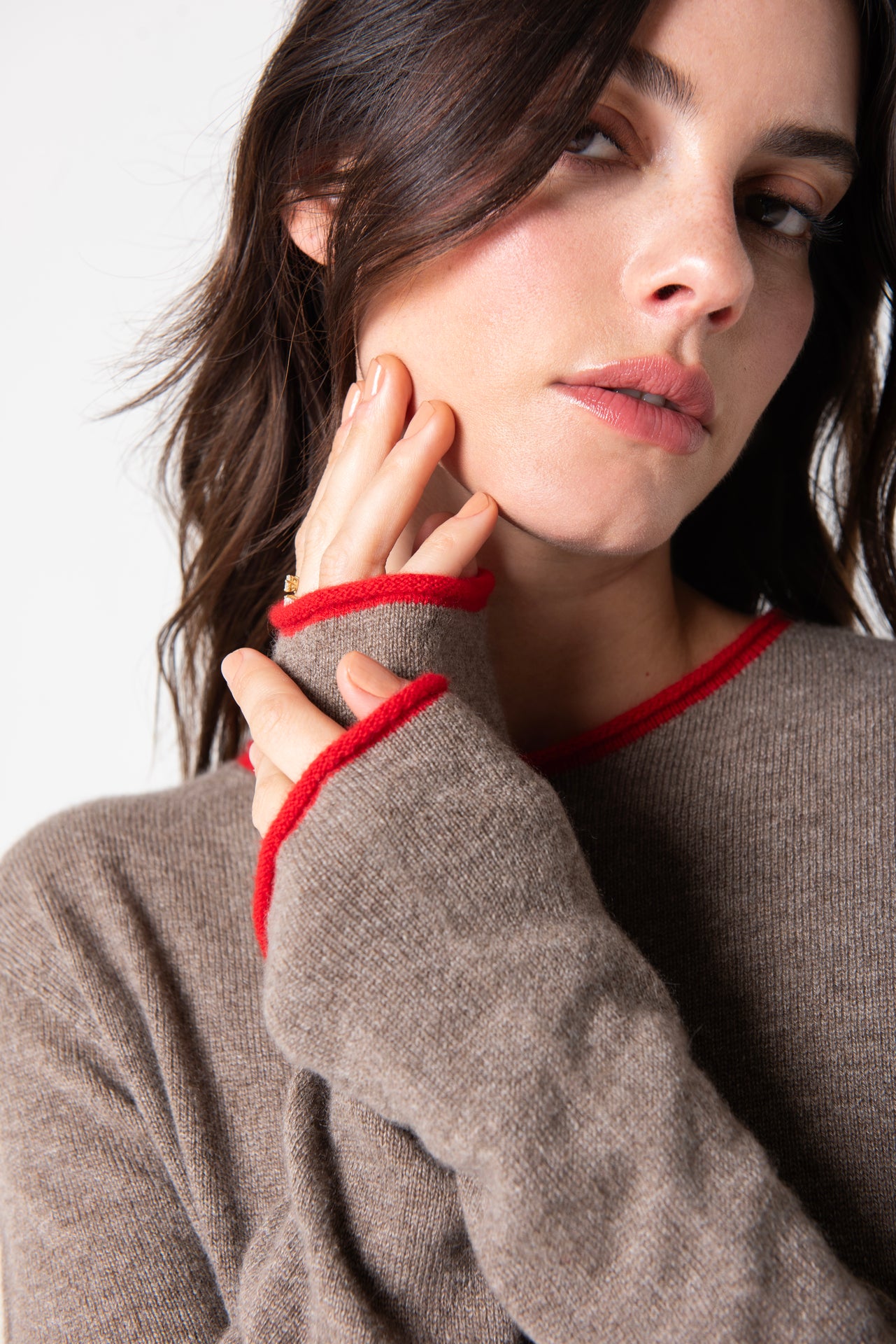 Trish Roll-Edge in Cashmere - Umber