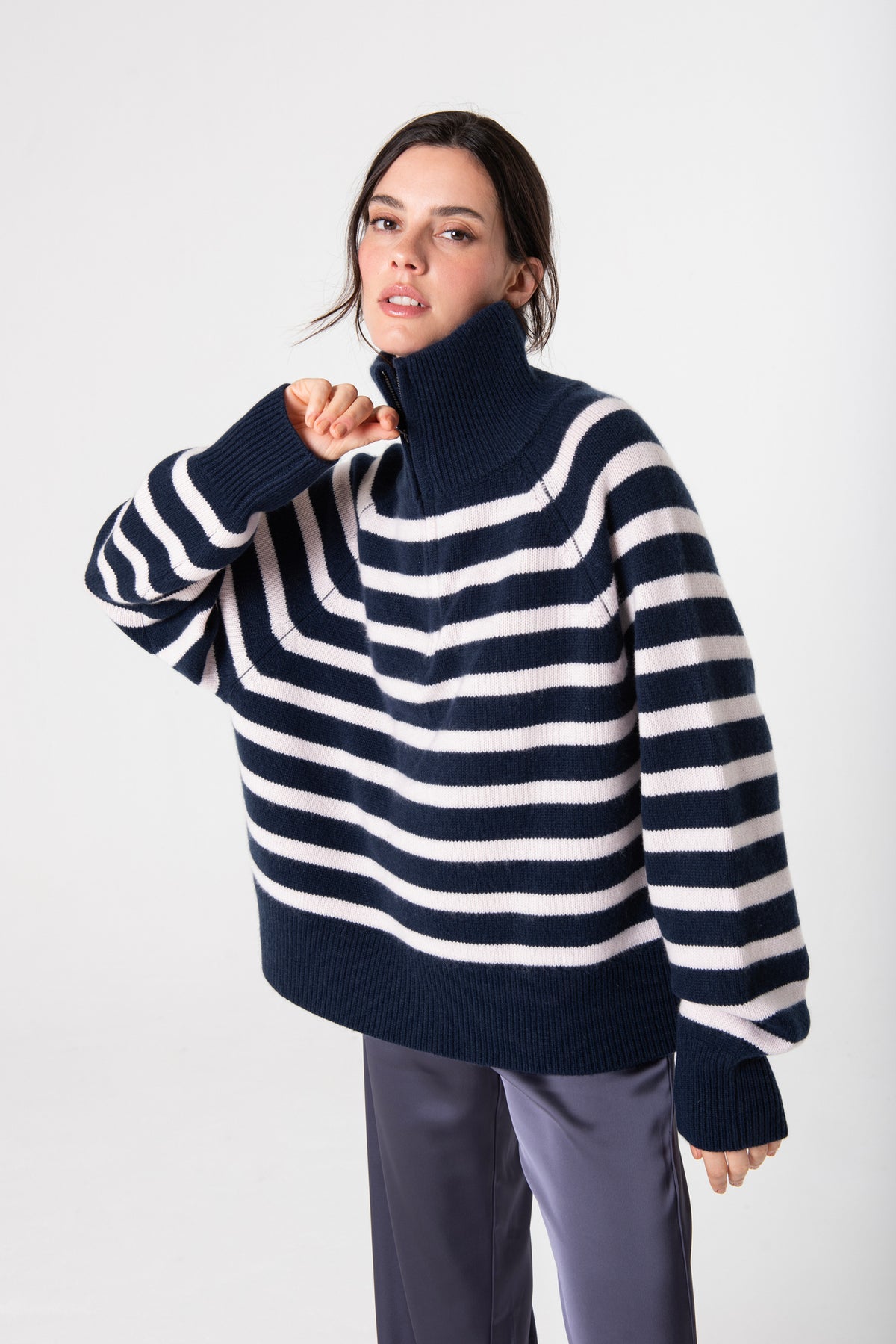 Célie Half-Zip in Cashmere - Navy/Petal