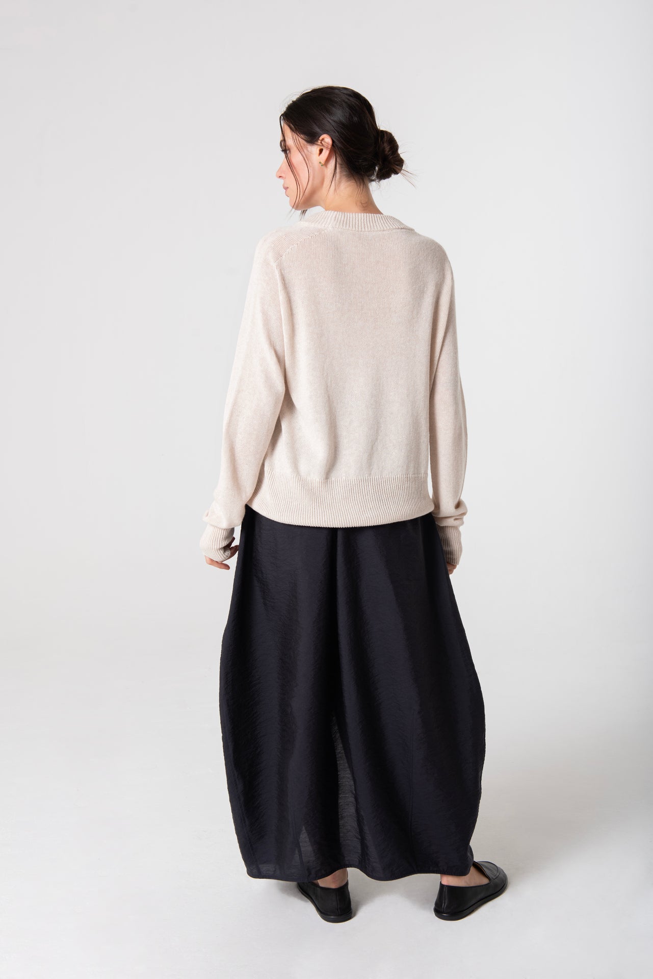Chloe Crew in Linen - Cream