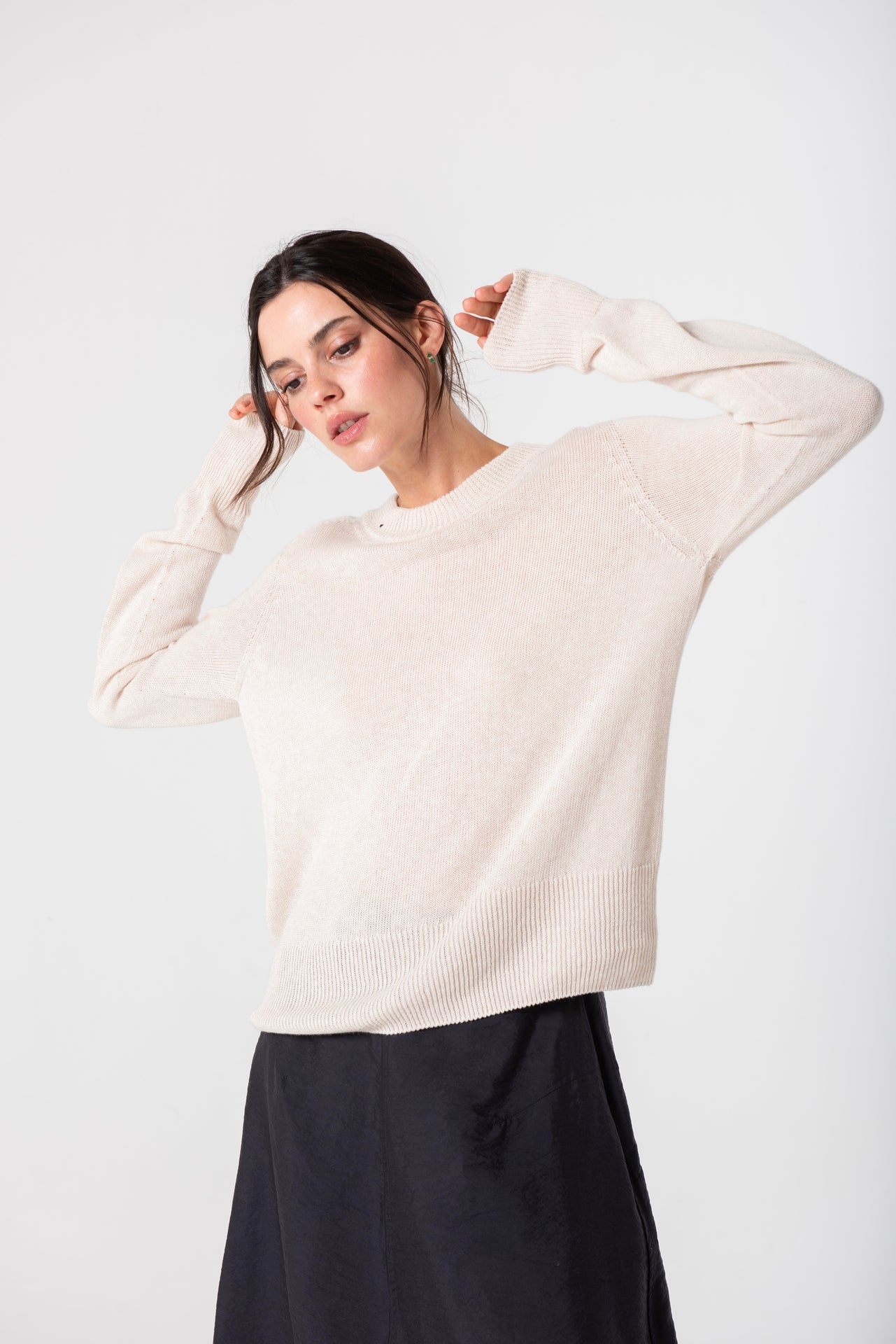 Chloe Crew in Linen - Cream