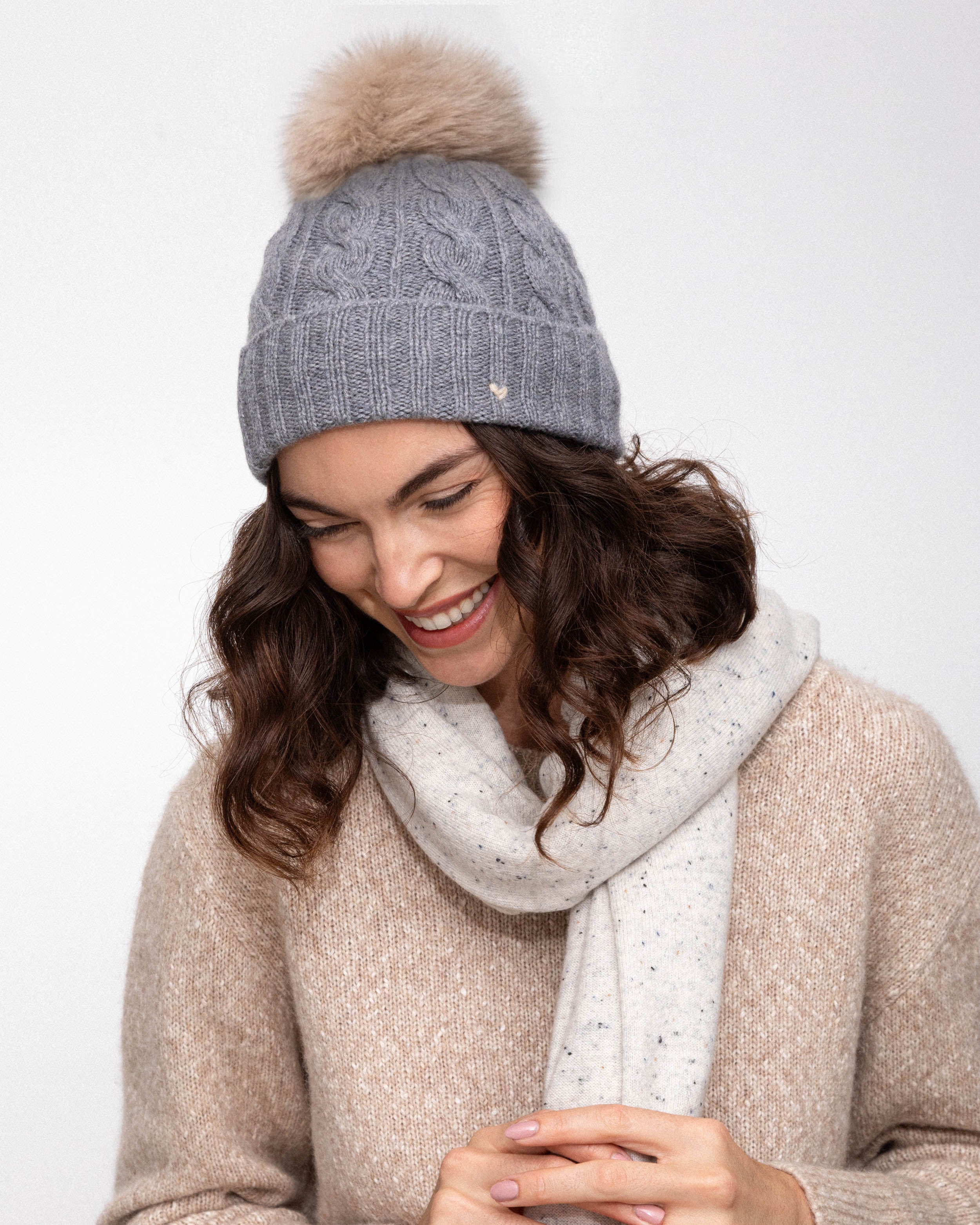 The Cable Beanie – Grey Melange