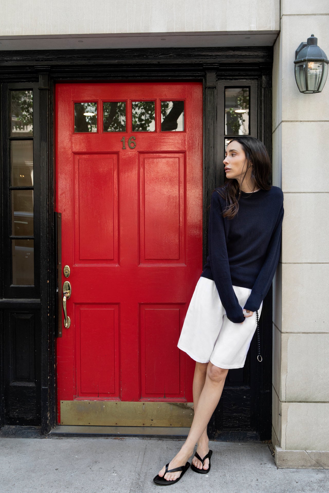 Chloe Crew in Linen - Navy